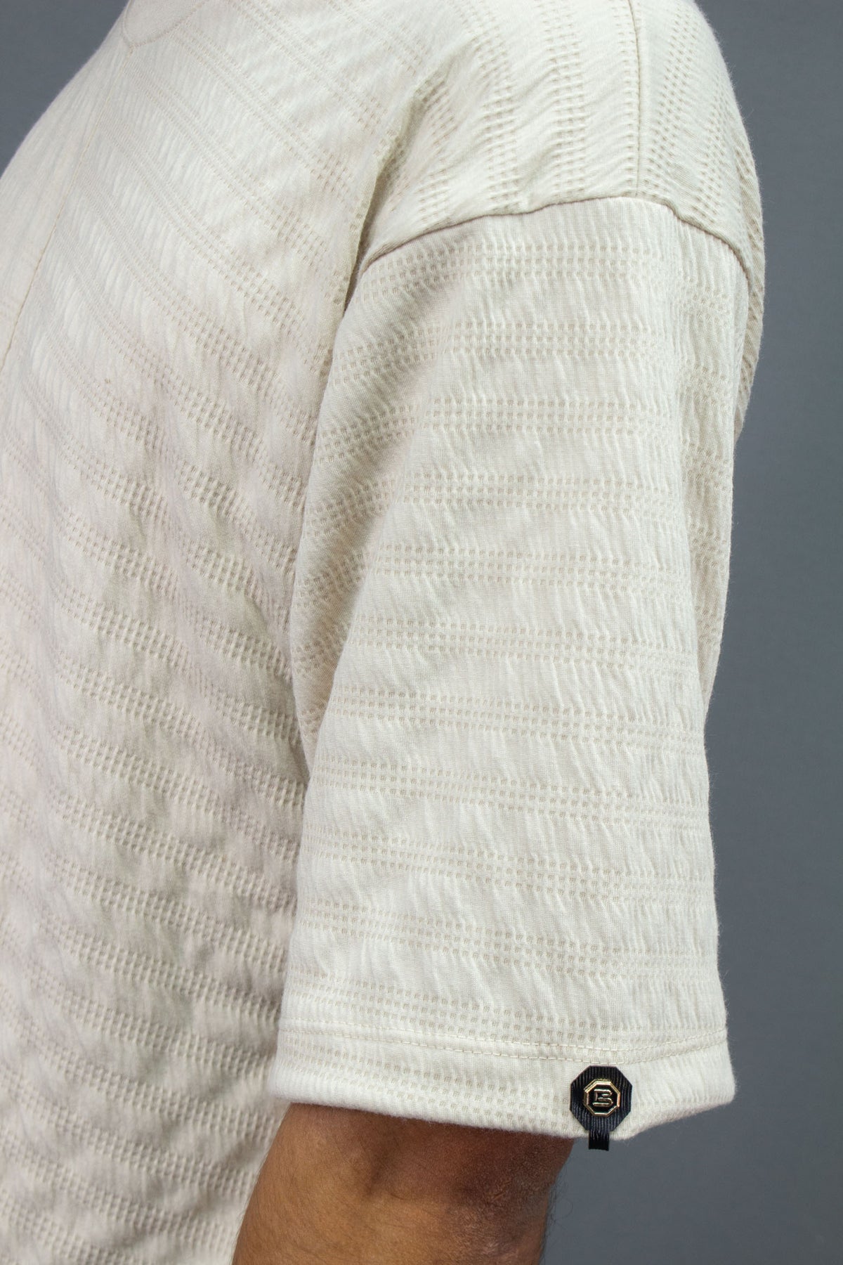 color:marfil | Camiseta Oversize JS 130 detalle textura